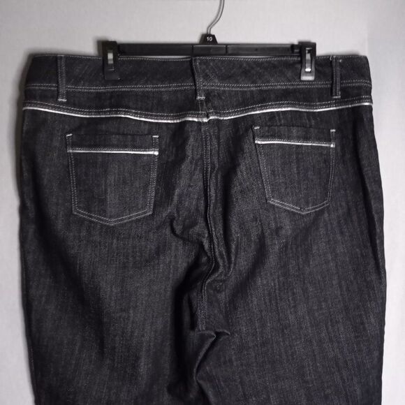 Ashley Stewart Women's Straight Leg Black/Grayish Faux Leather Decor Jeans 22W - Picture 5 of 8